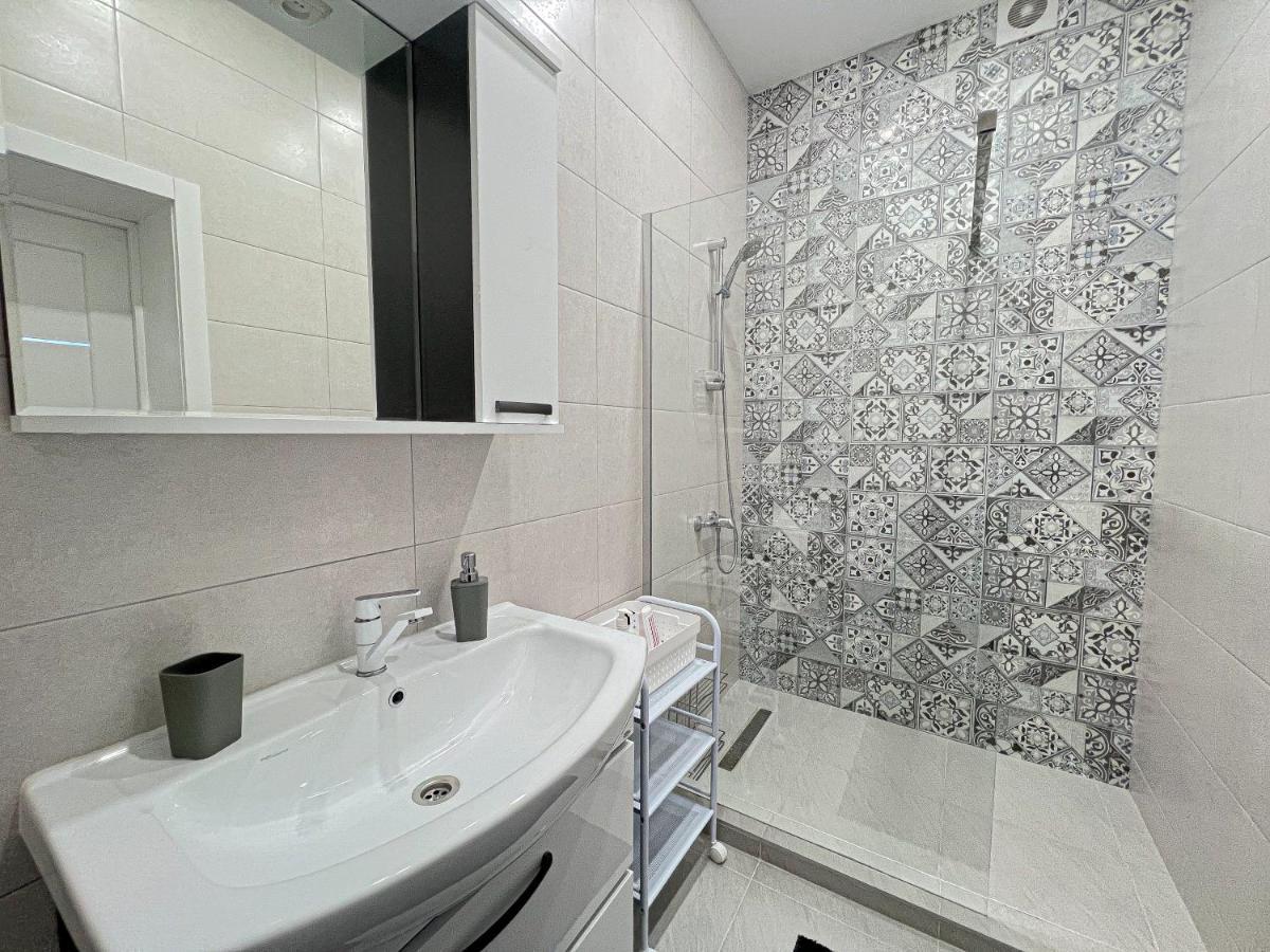 Dendrarium Park, 1Bd Apartment With Living Room Chişinău Extérieur photo